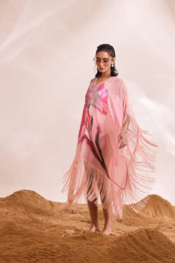 Dahlia Kaftan Set -Lillys Clothing Shop 0P2A1812 500x ca276e5c d5f0 4e36 9a8a e15ac453a876