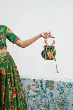 GREEN GOL 6 GREEN GOL -Lillys Clothing Shop 175 1800x1800 9d1ab393 f75f 43fa 9c5f a1919d5cef63