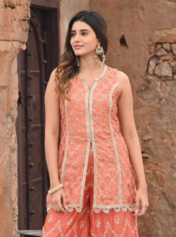 Mulmul Organza Satin Ainah Burnt Orange Kurta With Sharara 9 Mulmul Organza Satin Ainah Burnt Orange Kurta With Sharara -Lillys Clothing Shop 177 700x 72e07fc5 0f29 4e1a 9c38 e274cca475bb