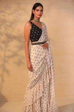 Off White Printed Ruffle Saree With Belt Set -Lillys Clothing Shop 1A7A0924 1000x1500 e2a34893 9c95 4aa3 9a06 5f5970a3fdd3