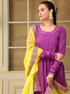 Saadgi Bagni Lace Anarkali Set -Lillys Clothing Shop 1 1 6931ed74 83ee 4938 ac87 1b0976770e65