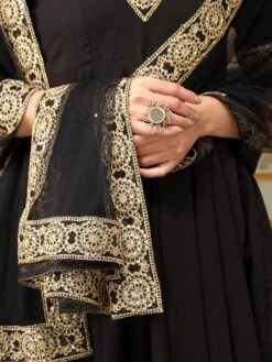 Saadgi Sunheri Lace Black Anarkali Set 15 Saadgi Sunheri Lace Black Anarkali Set -Lillys Clothing Shop 1 4 87de9d3d 64ef 43cf 8ae4 ea015ade9503