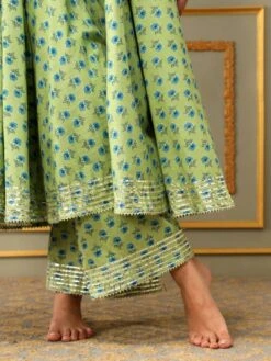 Saadgi Blue Paisley Green Anarkali Set -Lillys Clothing Shop 1 5 daa4198f 86ff 4675 9c63 ad0508df6a08