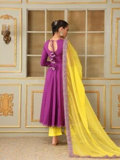 Saadgi Bagni Lace Anarkali Set -Lillys Clothing Shop 1 6 c9c5ce34 68f2 4273 8fcb 05e2100f4e78