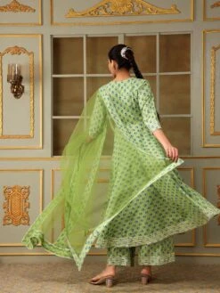 Saadgi Blue Paisley Green Anarkali Set -Lillys Clothing Shop 1 7 2fb700ee 38b4 4201 8907 c38eb17c0294