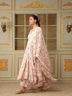 Saadgi Gulistan Anarkali Set 12 Saadgi Gulistan Anarkali Set -Lillys Clothing Shop 1 7 4806604c a995 40b5 83c2 cdd83f046a5c