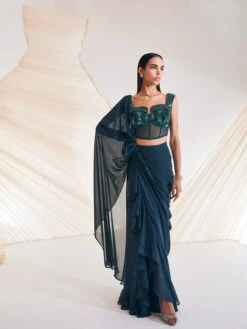 Hertha Saree Set -Lillys Clothing Shop 232A8826 500x a3984091 a395 4586 b9a9 2c2e6a21f044