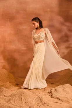 Irene Cape Set -Lillys Clothing Shop 232A9295 500x 0a5c181a 56ec 4e42 a197 8d7888124f71