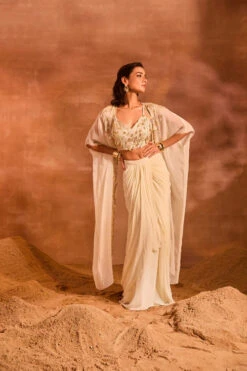 Irene Cape Set -Lillys Clothing Shop 232A9310 500x f4f4a3f5 5c17 4d15 9c1a faad44434ea8