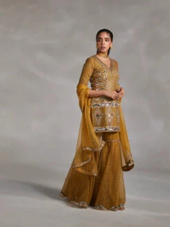 Evelyn Sharara Set -Lillys Clothing Shop 232A9365 500x ad111613 87de 4d3f 8230 52dd1a9eca11