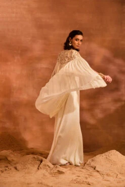 Alicia Cape Set 14 Alicia Cape Set -Lillys Clothing Shop 232A9799 500x 00ade371 dc8e 4b1d 82a5 04f3ca537ab9