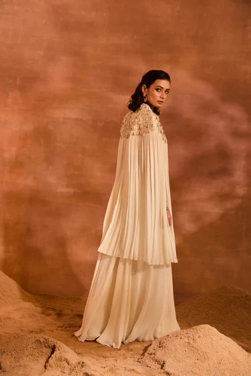 Alicia Cape Set 7 Alicia Cape Set - Image 7