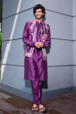 HAMZA - Kurta Set Paired With Hand Embroidered Bundi