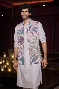 ABID - Heavy Hand Embroidered Bundi -Lillys Clothing Shop 240914 8 007 1800x1800 c314808a 041e 4bc1 99ad fe2e6ae738aa