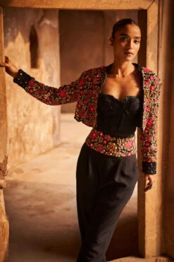 Free Spirit Crop Blazer And Pants Set -Lillys Clothing Shop 24 c8c633ce a289 4765 b930 0c7c0ec92bc7