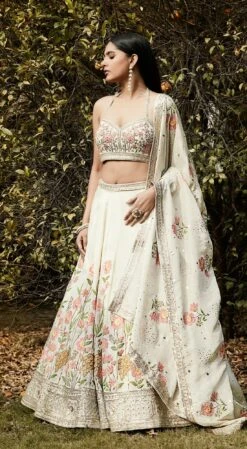 Ivory Floral Embroidered Lehenga Set -Lillys Clothing Shop 2 1100x 6b1f20ff f066 425f 881e 318308e3f0d2