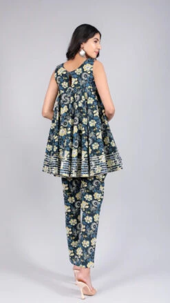 Kavya Black Cotton Kurta Pant Set -Lillys Clothing Shop 35 600x 8a8276b5 e243 45b6 9588 19c1ac67d706