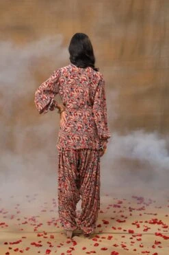 Ivory Printed Overlap Kurta And Patiala Pants Set -Lillys Clothing Shop 3G5A9153 3000x 9cbfc1b9 3111 445d a42a b4e84ce82a10