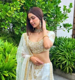 Reha Sukheja In Golconda Shahi Lehenga Set -Lillys Clothing Shop 409983231 18399733129013263 1904593124345345736 n 640x crop center 9cb97650 9a91 4be2 b8ab 97bae83cbdd9