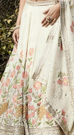 Ivory Floral Embroidered Lehenga Set -Lillys Clothing Shop 4 1100x ef7f4cb0 6ced 4a77 a098 debcbb1c95eb