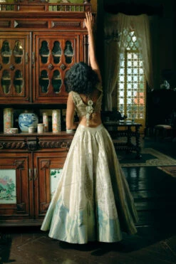 Pearl Gold Silk Zari Tissue Lehnga Set -Lillys Clothing Shop 4 e2f0226a 50b9 4158 81b2 4c2fa4e2c3f6