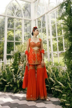 Silk Bustier Combined With Silk Jacket With Scallop Neckline And Cap Sleeve