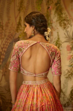 GULBAHAAR Lehenga -Lillys Clothing Shop AAYUSHI6thOCT04078 700x b868e356 bebf 46ff 9759 a347582b17c3