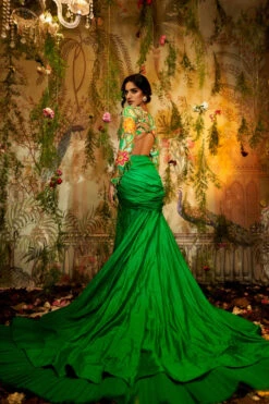 BRAHMA KAMAL Skirt Set -Lillys Clothing Shop AAYUSHI6thOCT09267 700x 498bf83a 3bc9 4001 ac90 433ad3726ba7