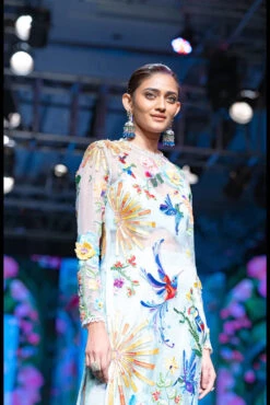 The Hummingbird Sunray Sheer Kurta In Celeste Blue -Lillys Clothing Shop ASBT05 4 1024x1024 952dc751 a545 4f9e afd0 d0ef146eba94