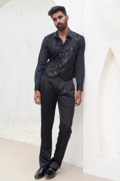 Zaamir Embroidered Waist Coat With Plated Pants