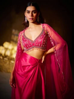 ROSE Cape Set -Lillys Clothing Shop DA 00197 1800x1800 e2e274a6 1ac5 43ba bd35 3bdae8f61e60