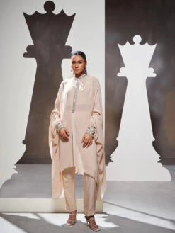 LAUREL Cape Set - Beige 8 LAUREL Cape Set - Beige -Lillys Clothing Shop DA 01600 1800x1800 37900826 b8f5 4c60 bdd1 bff900ea7cdf