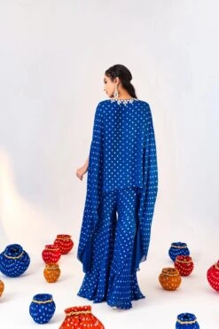 Jacket Kaftan With Gharara Pant -Lillys Clothing Shop DSC00038 1800x1800 7688bb0c a522 4dfc 8070 048dee61cc0a