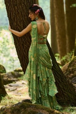 Green Printed Pre Draped Saree -Lillys Clothing Shop DSC 51491 1600x 39d51c69 e3e9 4ee7 a496 561cf165a5b1
