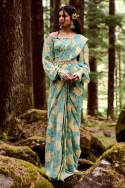 Teapot Blue Big Rose Print Pre-Draped Saree Set