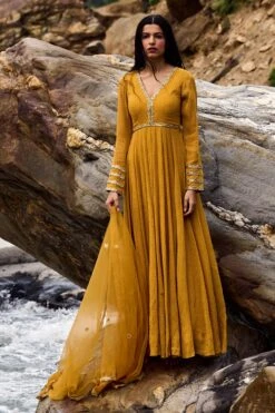 Ochre Yellow Geometric Print 28 Kali Anarkali Set -Lillys Clothing Shop DSC 8577 1600x 01060334 9ccf 4ec2 a496 3d8404ad7071