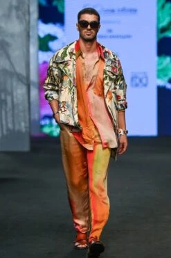 Printed Shirt -Lillys Clothing Shop EMM 6771 1800x1800 5932c472 0c86 4048 9d7b 15f2a063bb75