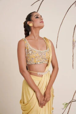 Yellow Saree -Lillys Clothing Shop IMG 7413 1000x1500 2343c211 577c 4a93 b84a e09132b6ce76
