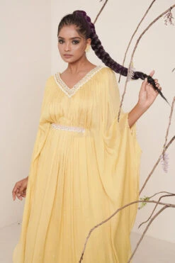 Yellow Kaftaan -Lillys Clothing Shop IMG 7431 1000x1500 36998fc6 f427 46ee 9f21 e20ca5da86c4