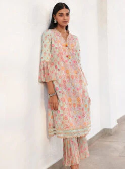 Mulmul Cotton Isla Green Kurta With Isla Green Pant -Lillys Clothing Shop IslaKurtaSetgreen3 700x 63fb3457 118f 4909 9fc9 1cc1e57533ea