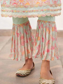 Mulmul Cotton Isla Green Kurta With Isla Green Pant -Lillys Clothing Shop IslaKurtaSetgreen6 700x 162898ac e8d8 4556 9388 40e9df35769f