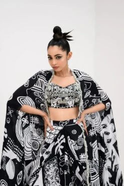 Yin Dhoti Skirt Set With Embroidered Bralette -Lillys Clothing Shop JuhiBengani SUYI01 5