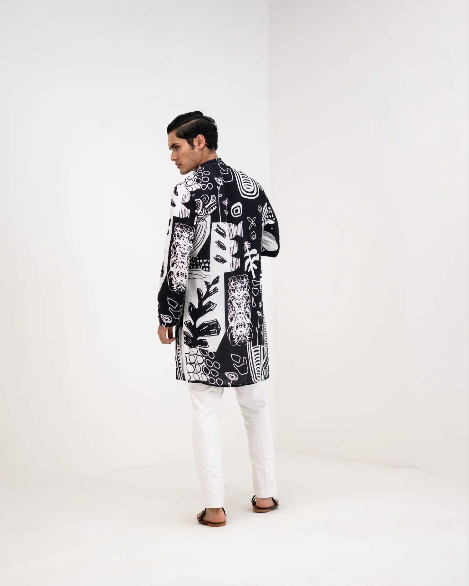 Yin Kurta Pant Set 2 Yin Kurta Pant Set - Image 2