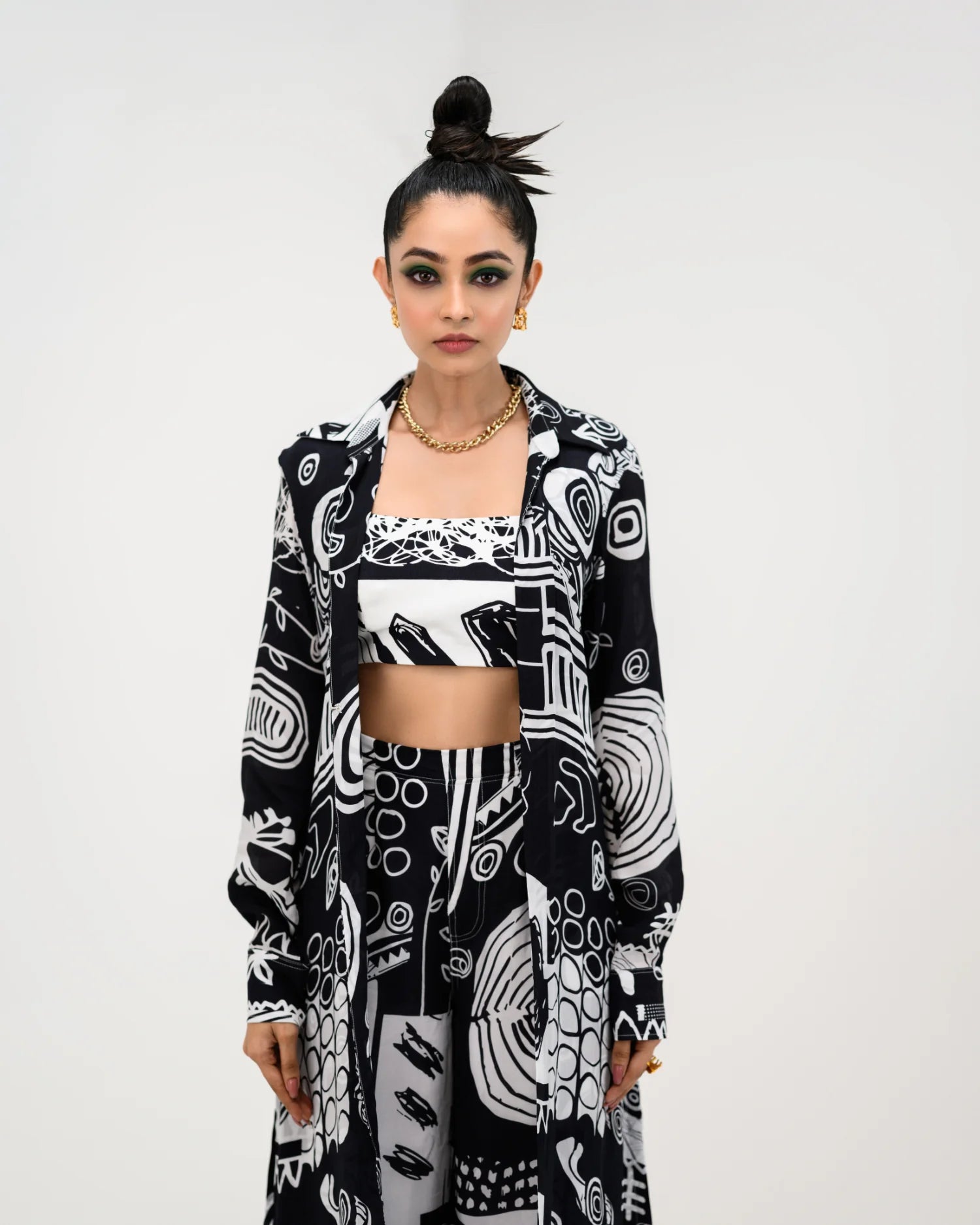 Yin Pant, Bralette And Jacket Set 2 Yin Pant, Bralette And Jacket Set - Image 2