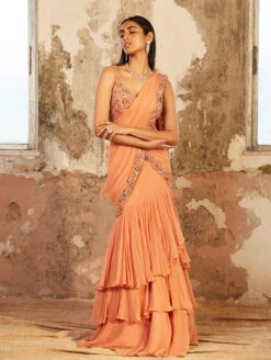 SERENA - Peach Layered Georgette Saree -Lillys Clothing Shop LOOK3B 905x1200 0eb21271 4f4f 4121 81ab ee7b1e0a48ec
