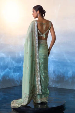Seafoam Green Tissue Saree -Lillys Clothing Shop LOOK 08 1267 720x 1f0a4848 d2a9 420f a095 6d9ed59d1e39