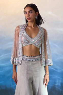 Grey Organza Cape Set -Lillys Clothing Shop LOOK 17 8710 720x bc74eb0a 9a6c 441f ab0a c6a574b3927b