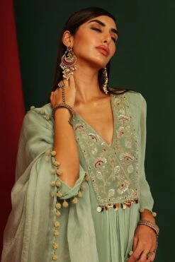 Pihu Jade Embroidered Kurta -Lillys Clothing Shop MM0019 1800x1800 df3e4e36 5f8f 4406 b4ac 99ea50a78ec1