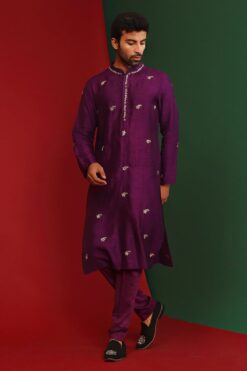 Reyan Grapevine Embroidered Kurta