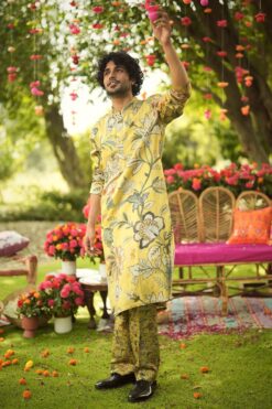 SUFI - Printed Kurta Set With Signature Mm Gold Buttons